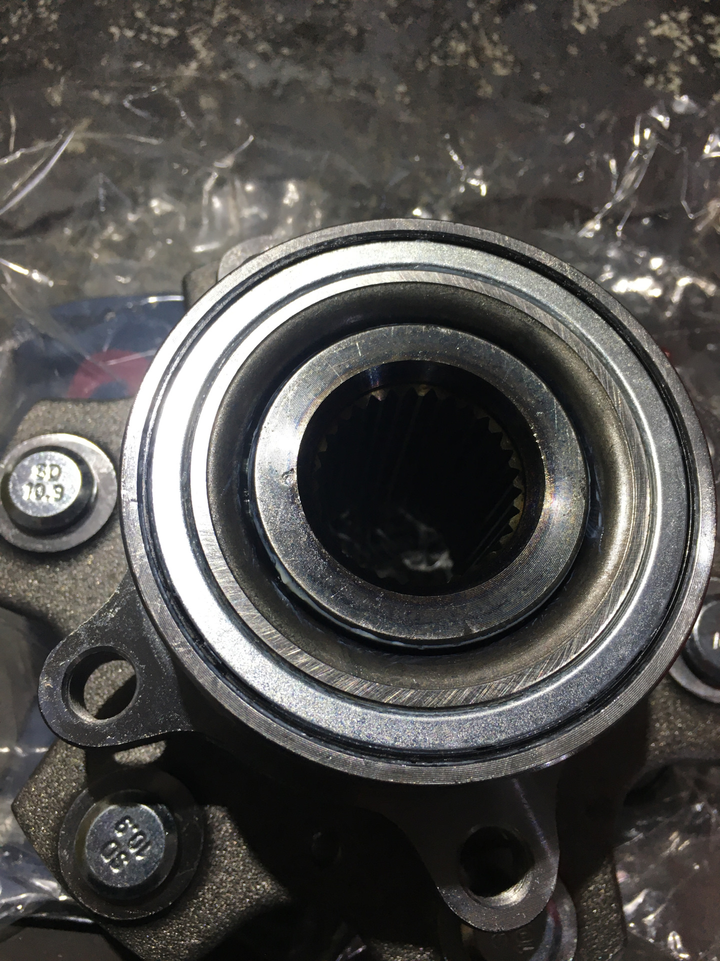 Замена переднего шруса и заднего подшипника ступицы — Mitsubishi Pajero ...