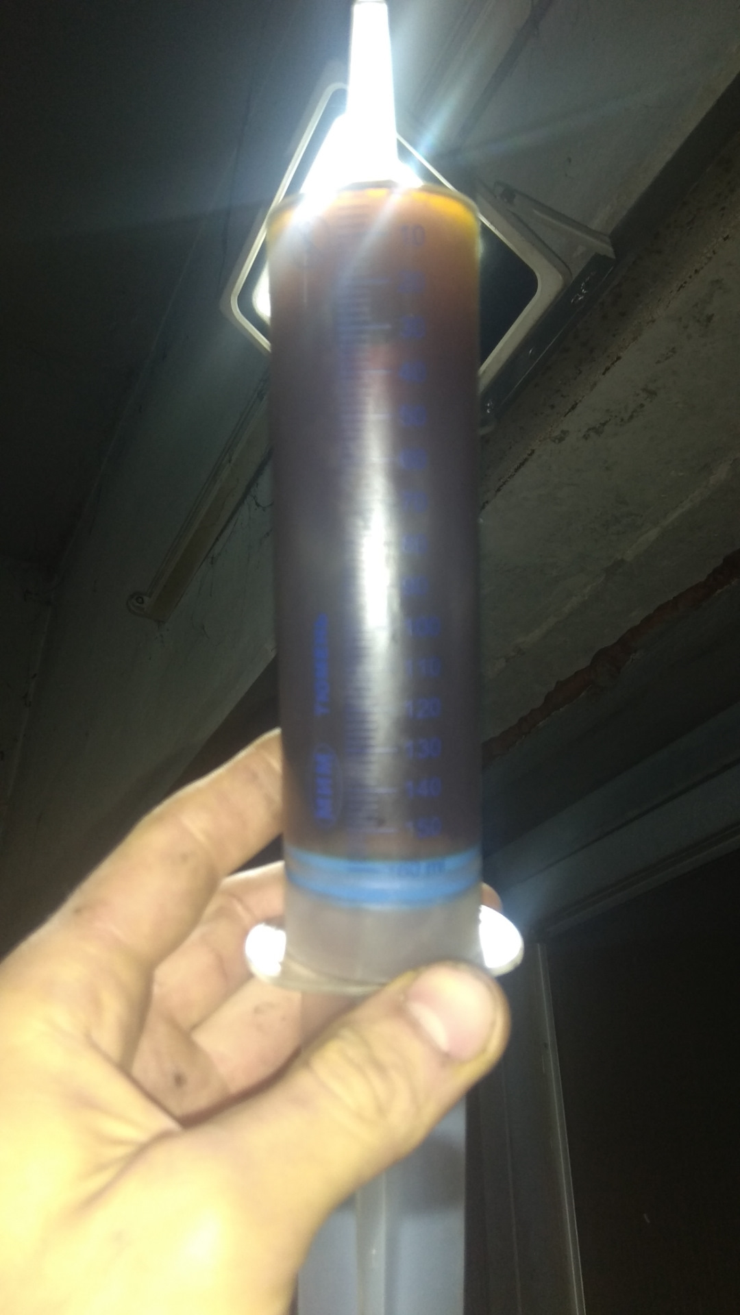 Замена жидкости ГУРа — Audi A4 (B7), 1,8 л, 2007 года | плановое ТО ...