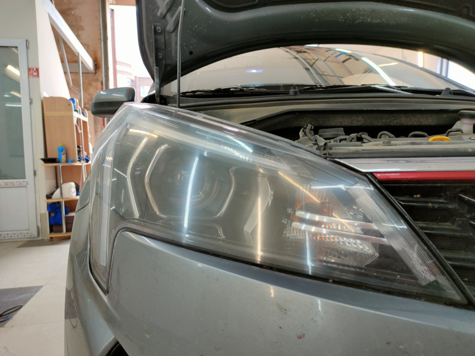 Переклейка пленки на фарах — KIA Rio (4G), 1,6 л, 2020 года | другое ...