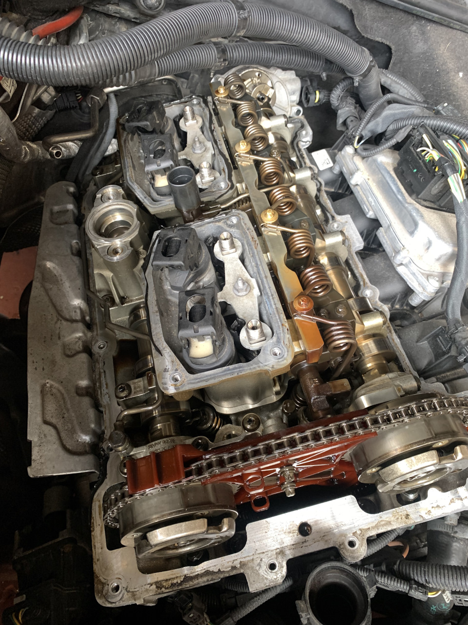 Замена цепи грм n20b20 — BMW 5 series (F10), 2 л, 2014 года | плановое ...