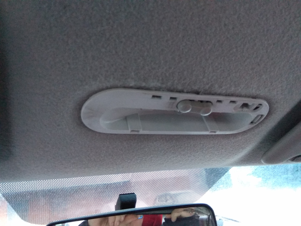 Питание видеорегистратора от флакона. — Dacia Logan (1G), 1,4 л, 2008 ...