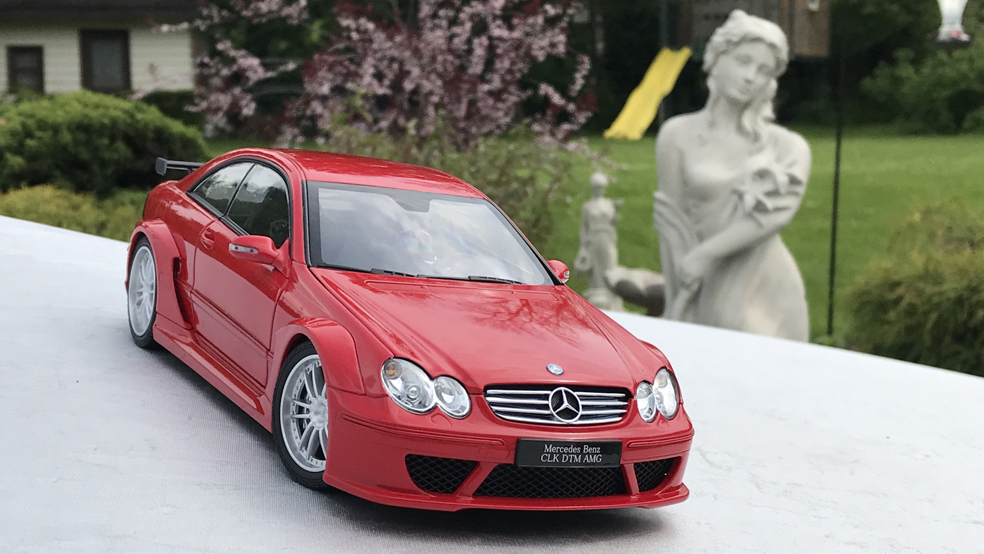 Mercedes Benz CLK DTM AMG