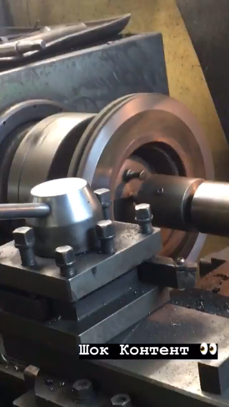 Дошли руки после моря проточить тормозные диски на линкольн танк Кар ...