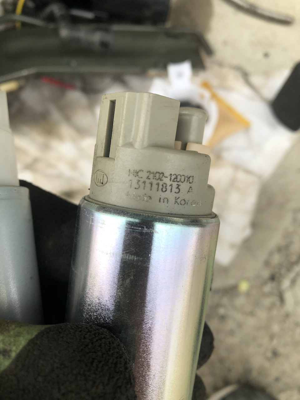 Замена бензонасоса. — Hyundai Sonata IV (EF), 2,7 л, 2006 года ...