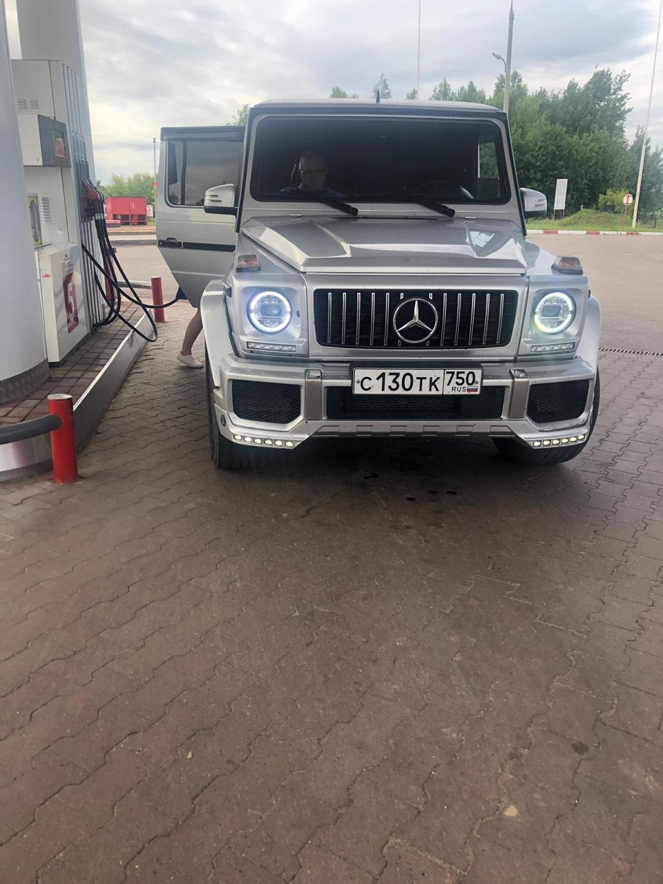 Гелик в продаже — Mercedes-Benz G-Class (W463), 5 л, 2002 года | продажа  машины | DRIVE2