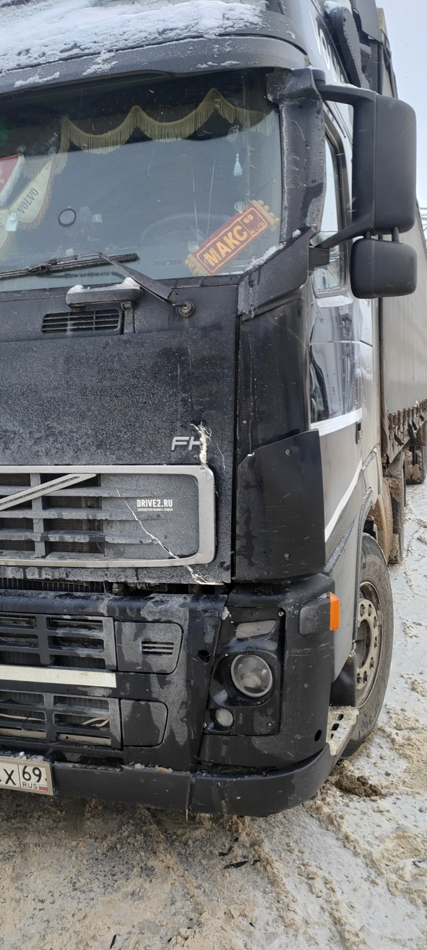 Небольшое дтп — Volvo fh, 9,9 л, 2006 года | ДТП | DRIVE2