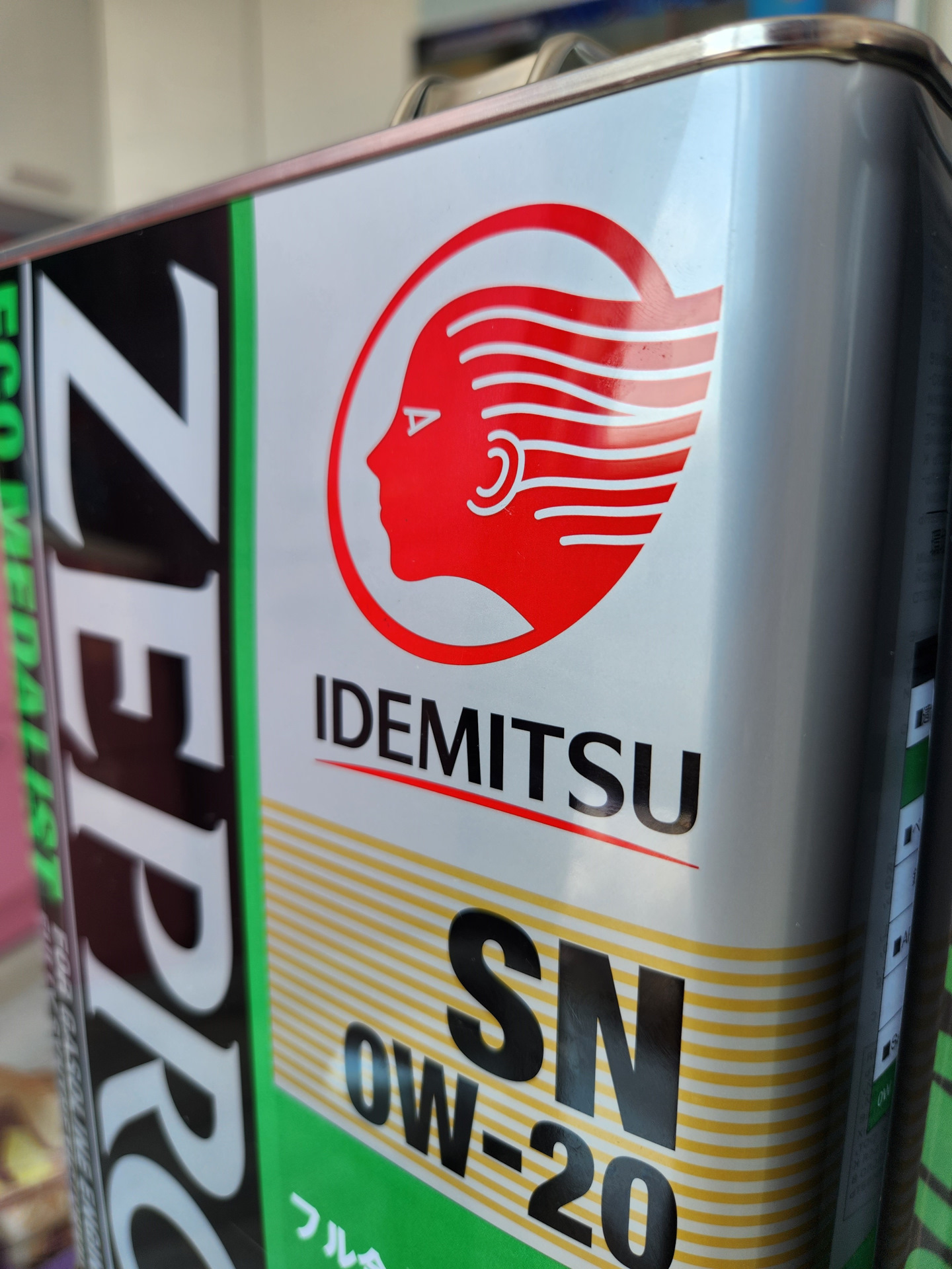 Idemitsu medalist 0w 20. 4251-001 Idemitsu. Идемитсу логотип. Idemitsu CVTF. Idemitsu реклама.