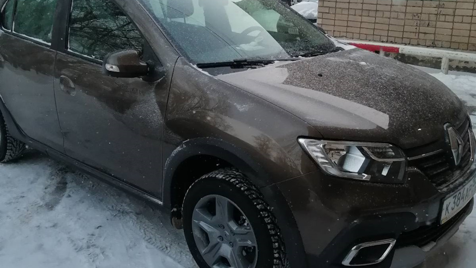 Нижний патрубок радиатора холодный — Renault Logan Stepway, 1,6 л, 2020 ...