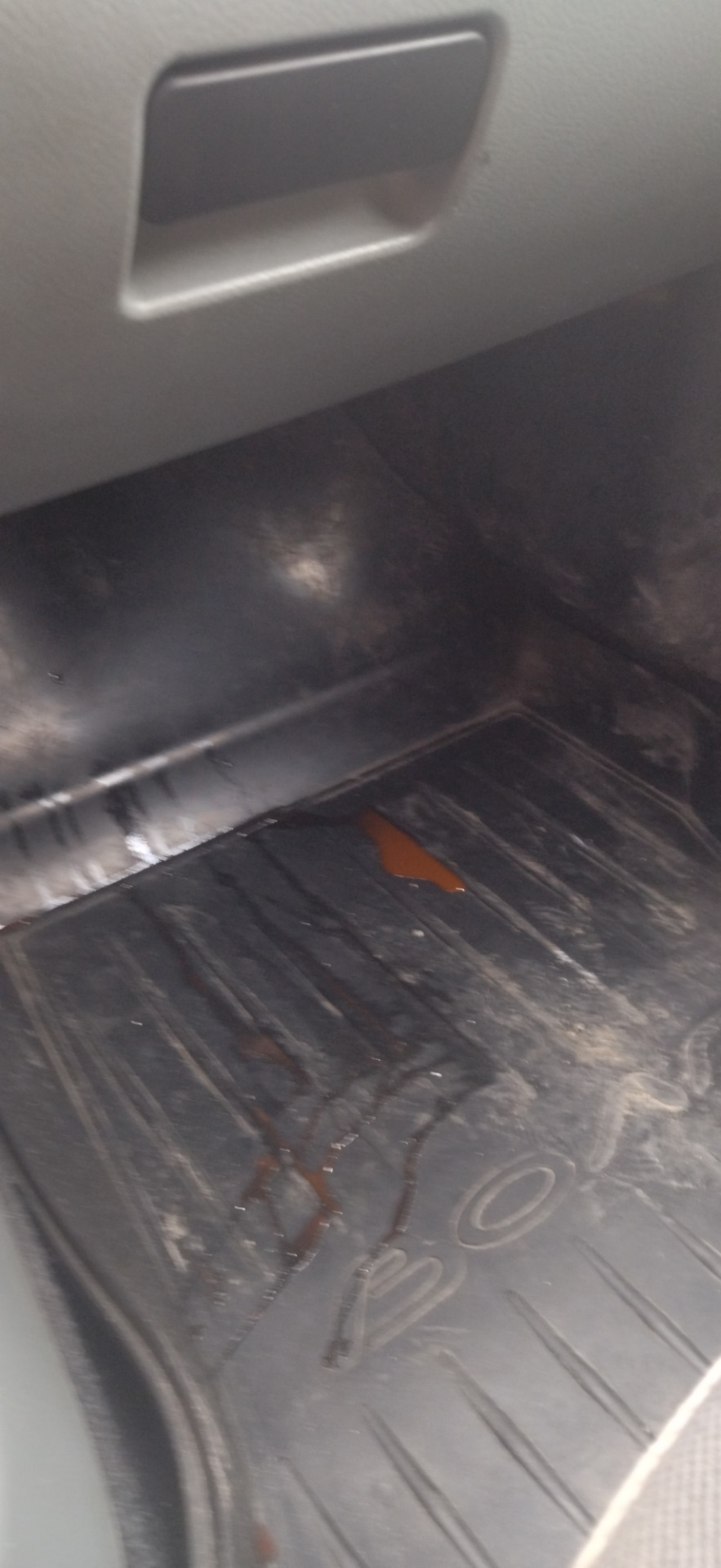 Антифриз в салоне — ГАЗ 31105, 2,4 л, 2007 года | поломка | DRIVE2