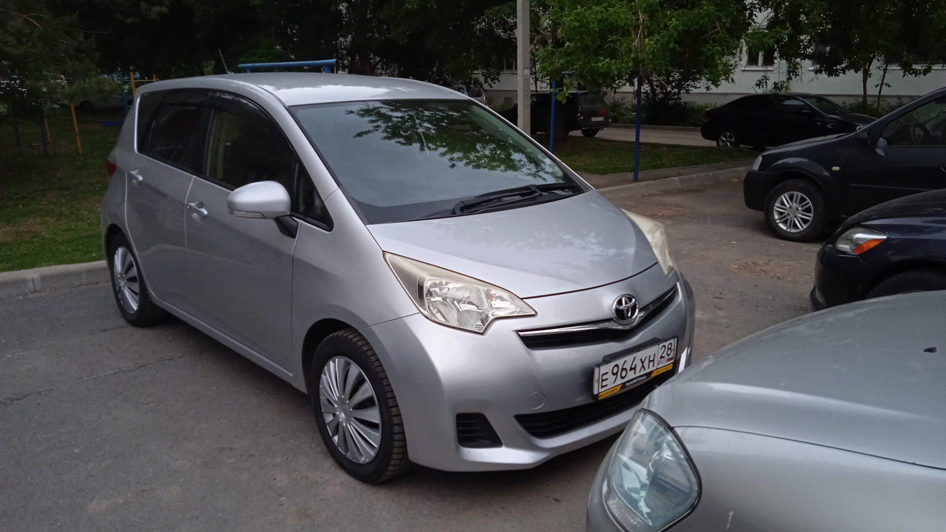 Toyota Ractis (2G) 1.5 бензиновый 2012 | на DRIVE2