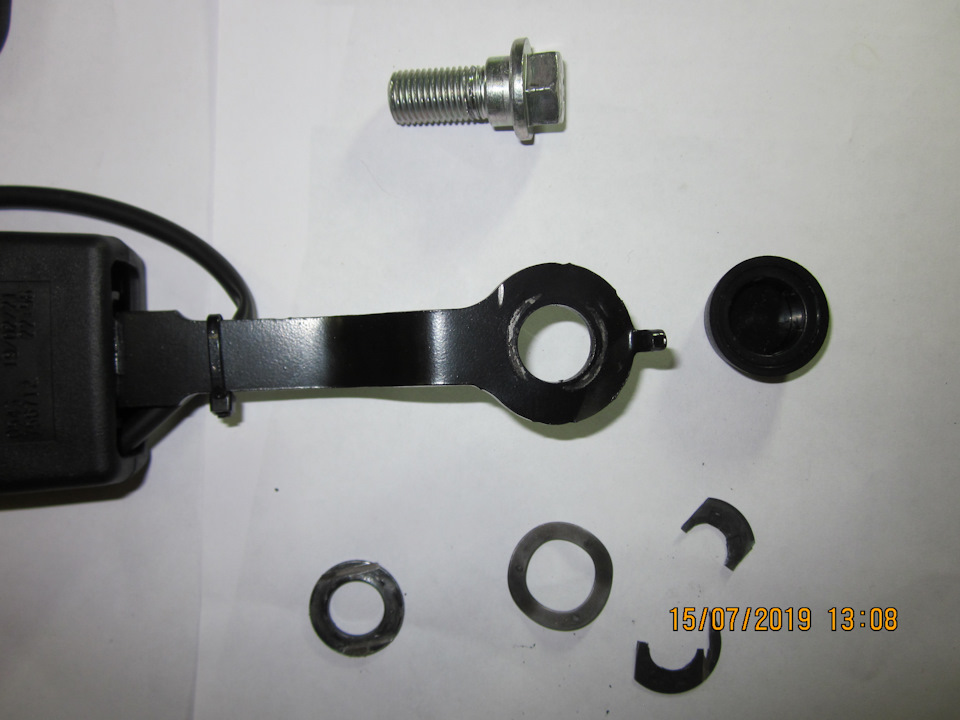 Стоковая сборка после разрезки пресс-шайбы болгаркой — Lada Vesta SW (1G)