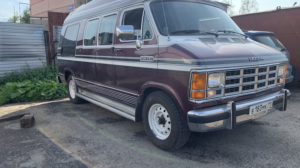 dodge ram van 250