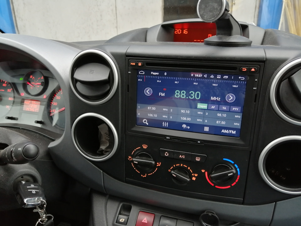 Чехлы! И у меня "ромбики" 😉 — KIA Rio (4G), 1,6 л, 2017 года ...