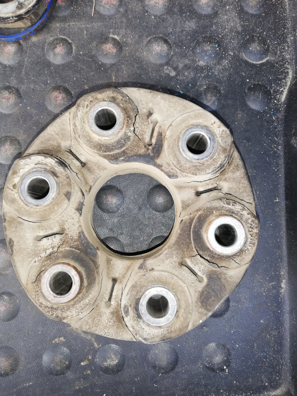 Фото в бортжурнале BMW 5 series (F10)