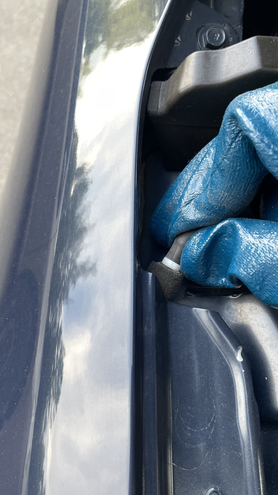 Слив жидкости стеклоомывателя из бачка Hyundai Elantra AD — Hyundai ...