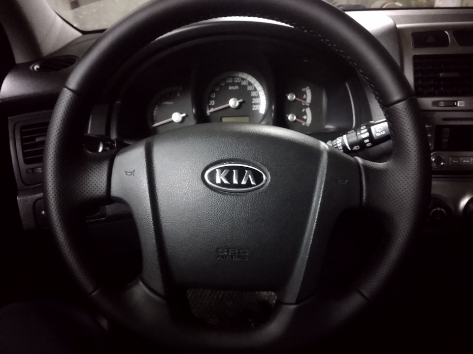 Обновил руль — KIA Sportage (2G), 2 л, 2007 года | аксессуары | DRIVE2