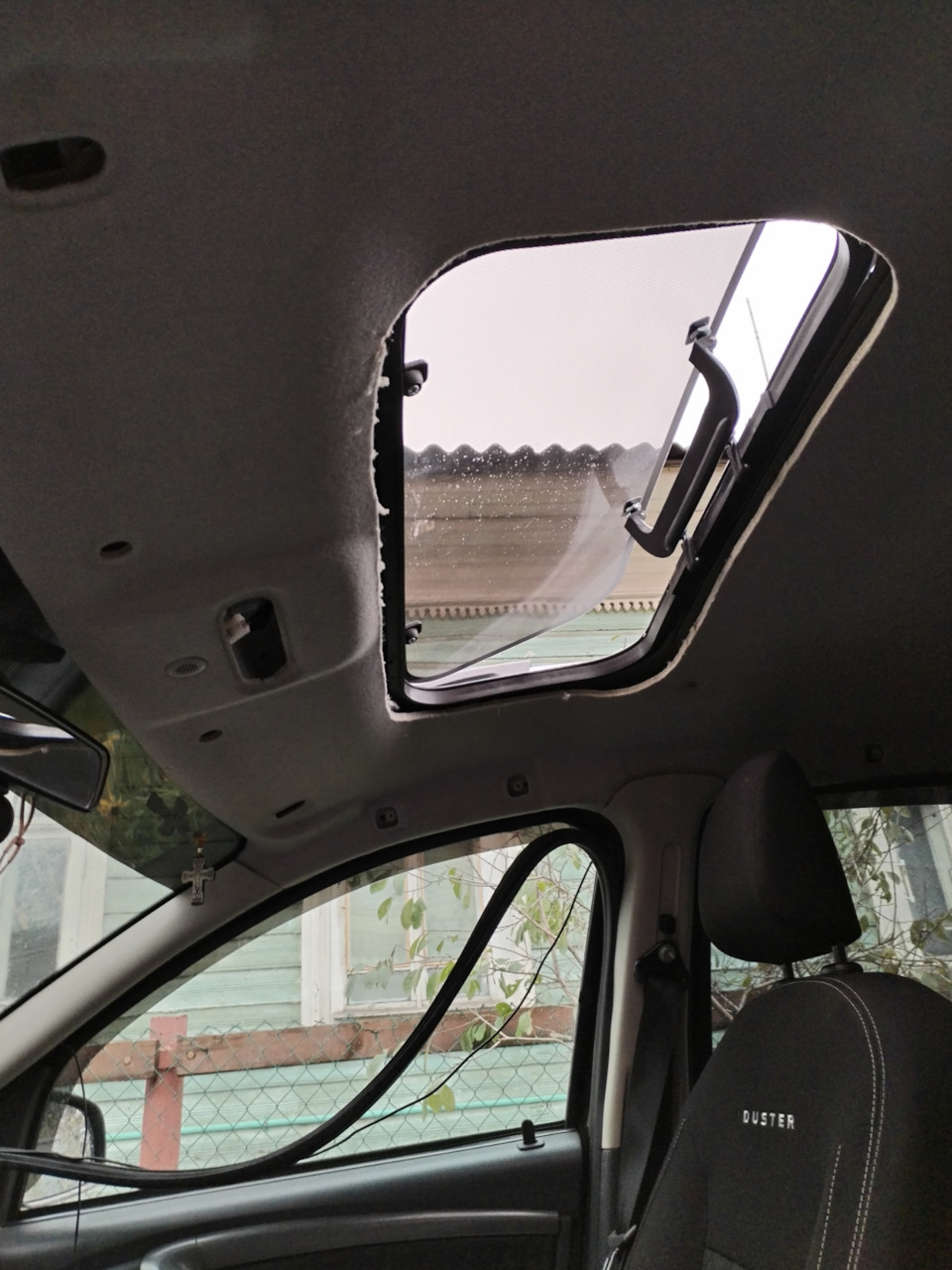 #42 Установка люка на крышу — Renault Duster (1G), 1,5 л, 2016 года ...