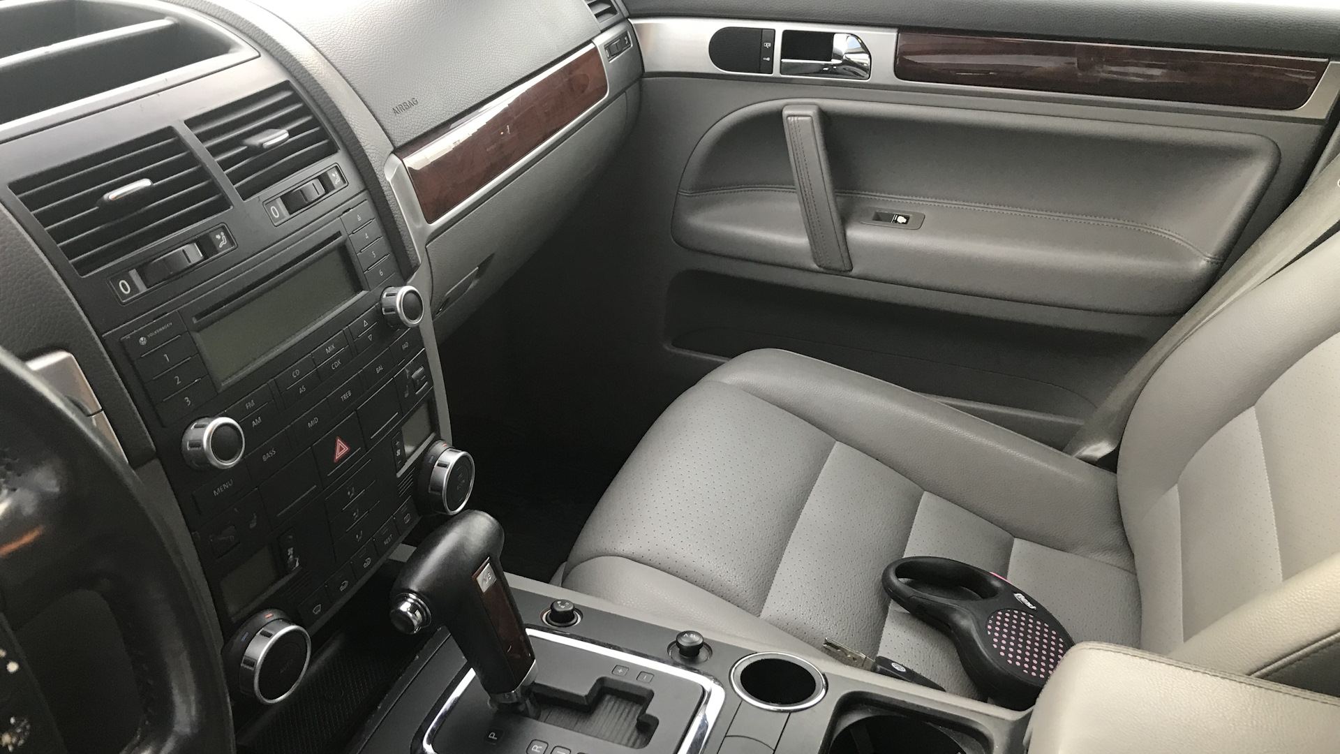 Volkswagen Touareg (1G) 3.2 бензиновый 2003 | Американский перебежчик на  DRIVE2