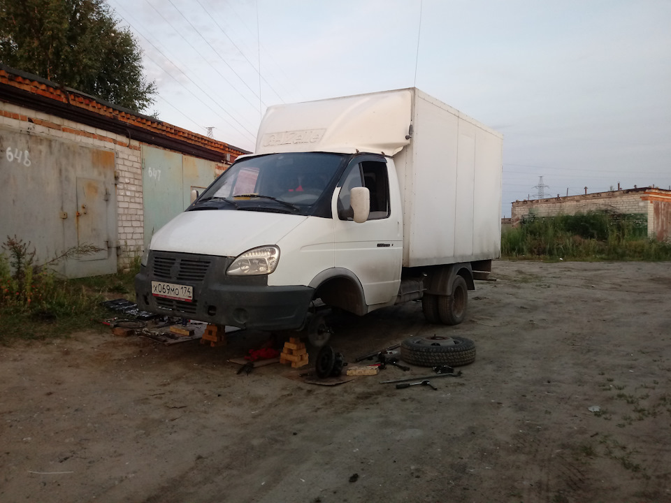 Замена передних ступичных подшипников — ГАЗ Газель, 2,4 л, 2005 года ...