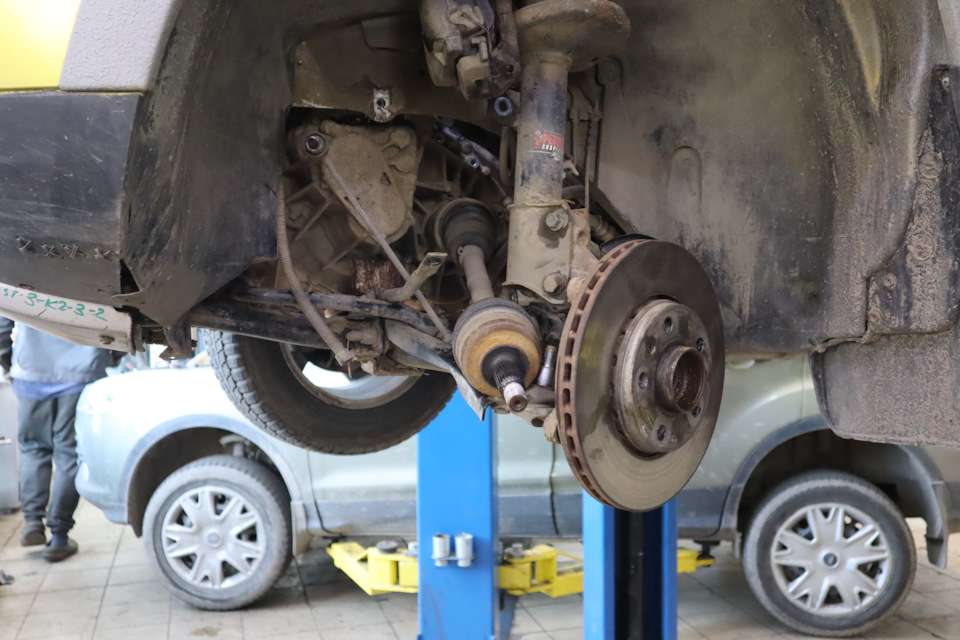 Замена сцепления на дизельном Дастере — Renault Duster (1G), 1,5 л ...