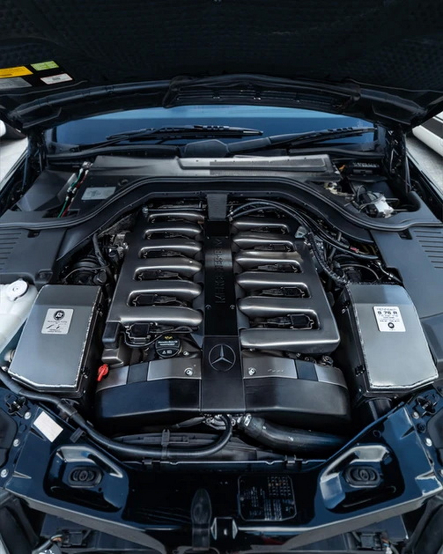 Мерседес 7.3. V12 двигатель Mercedes 600s. Мерседес 600 двигатель. Мерседес 600 12 цилиндров.