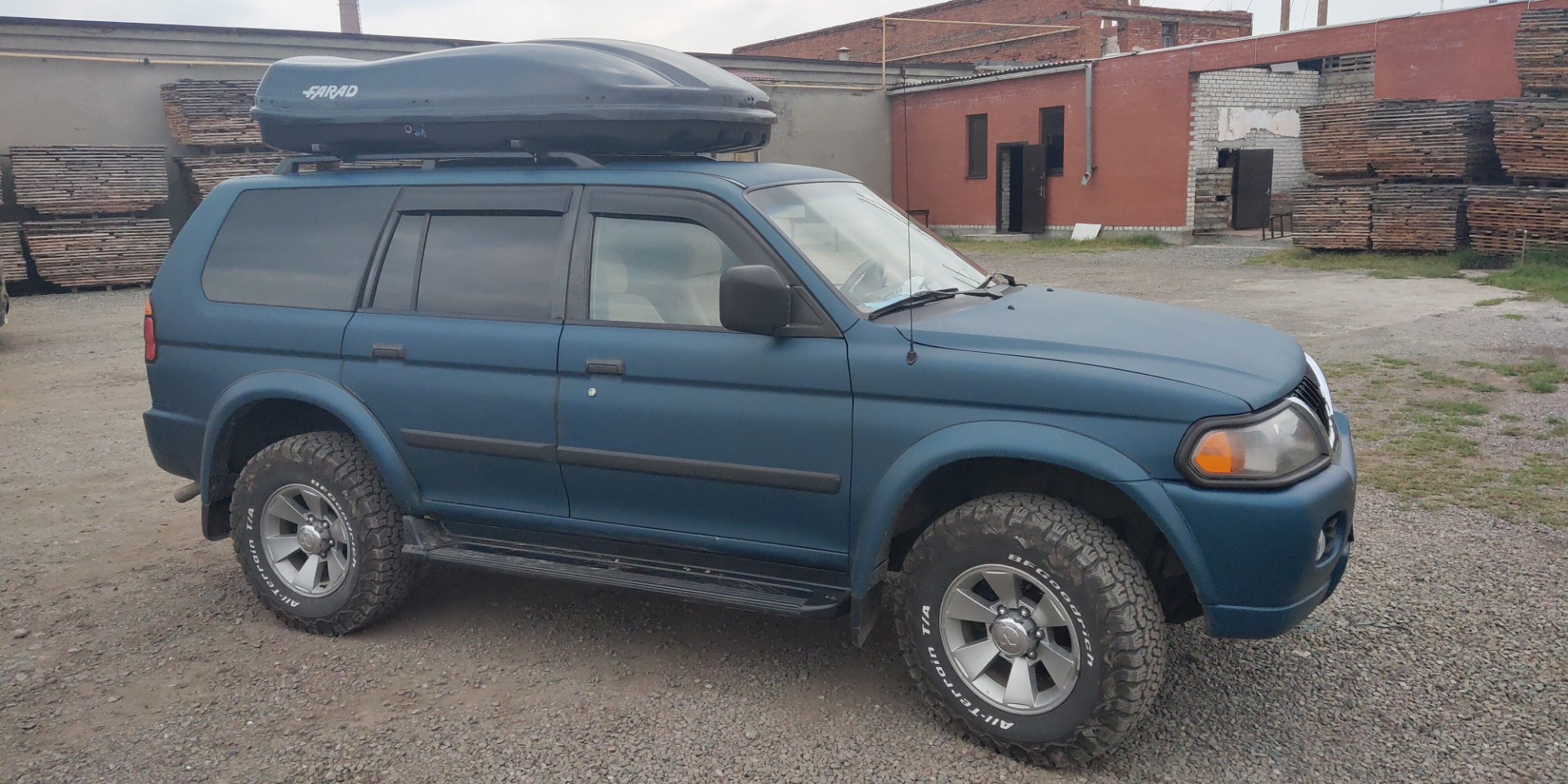Тупой стук на мелких кочках — Mitsubishi Montero Sport, 3 л, 2002 года ...