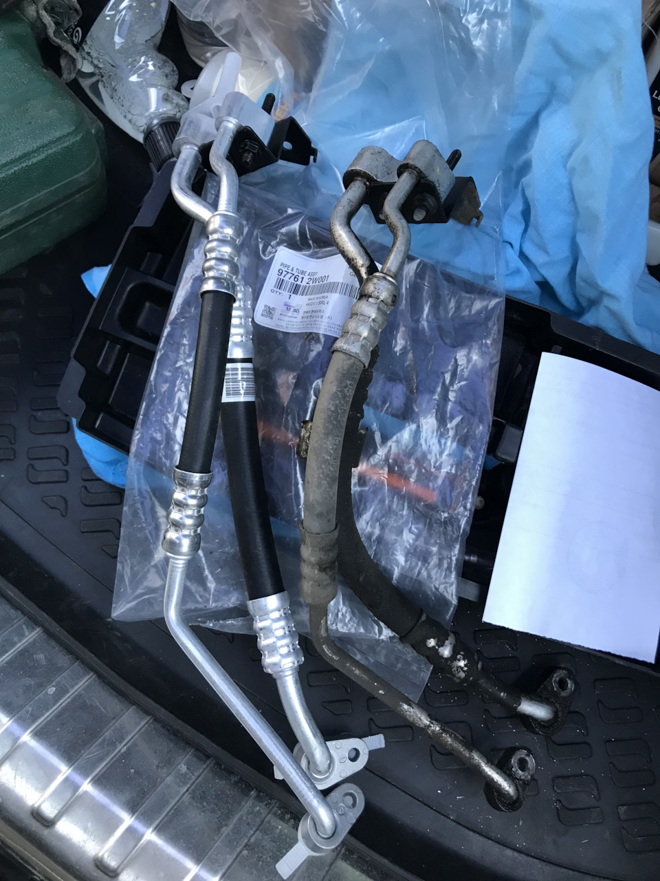 977612W001 Трубка системы охлаждения KIA HYUNDAI | Запчасти на DRIVE2