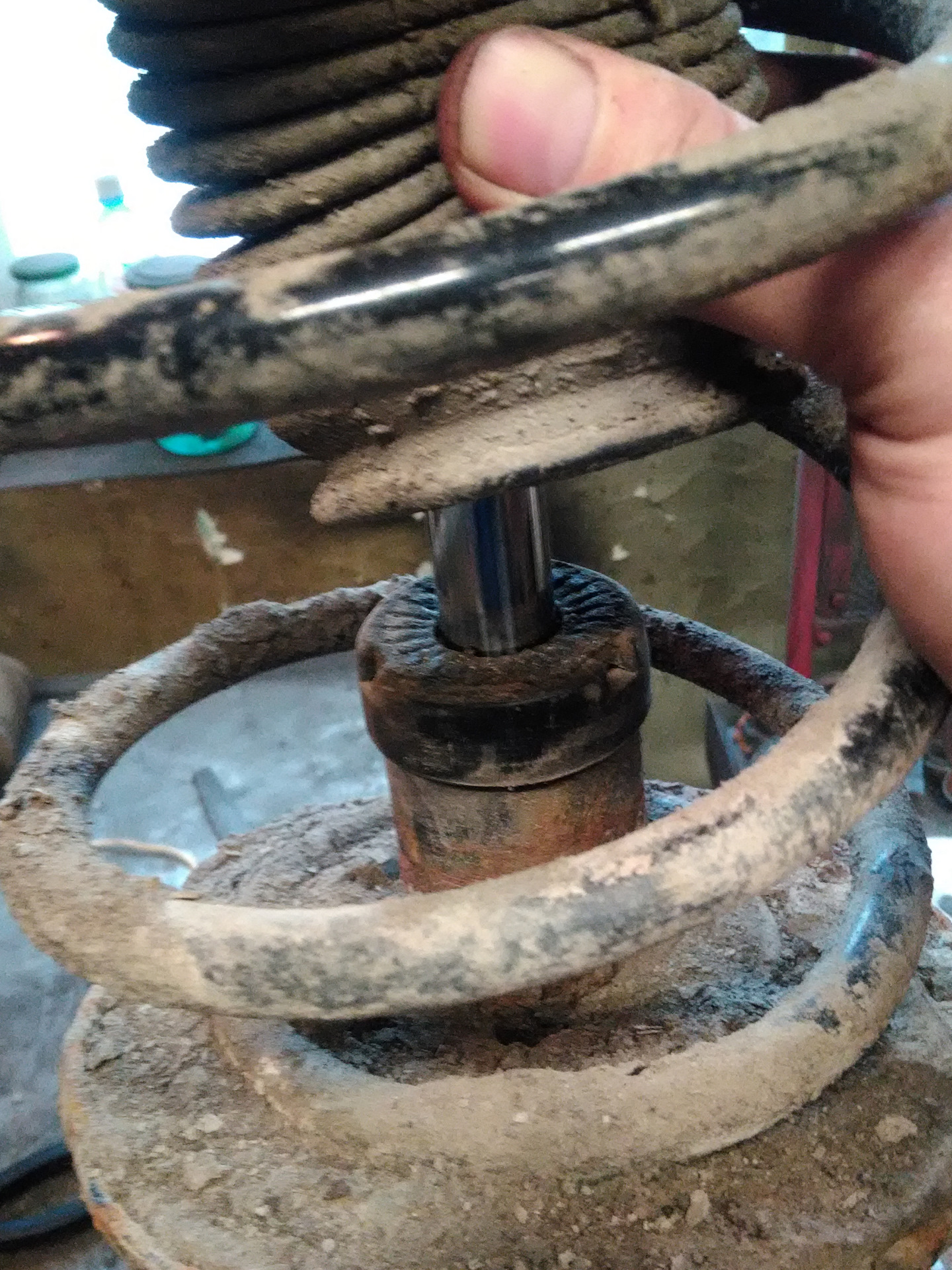 Стойки SAT сдохли, ставим стойки TORR — Toyota Corolla (140/150), 1,6 л ...