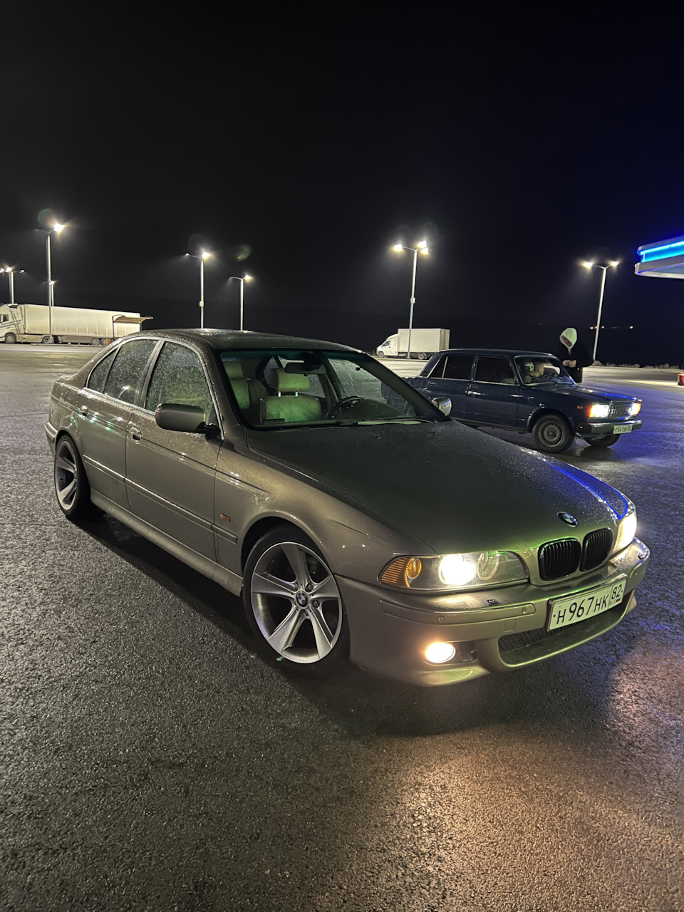 Голова, диски, машина-кайф короче. — BMW 5 series (E39), 3 л, 2001 года |  автозвук | DRIVE2