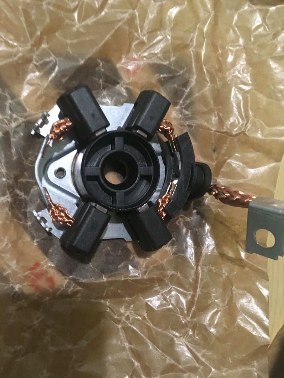 4.336. Bosch 2 004 336 238щёткодержатель стартера. Bosch 2 004 336 217 щёткодержатель стартера. Bosch 2 004 336 234. Bosch 2 004 336 230.