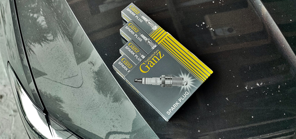 Как снять форсунки шкода октавия тур 1. Замена свечей шкода октавия а5 1. 6 mpi. Свеча зажигания шкода октавия 1. Замена свечей шкода октавия тур 1.