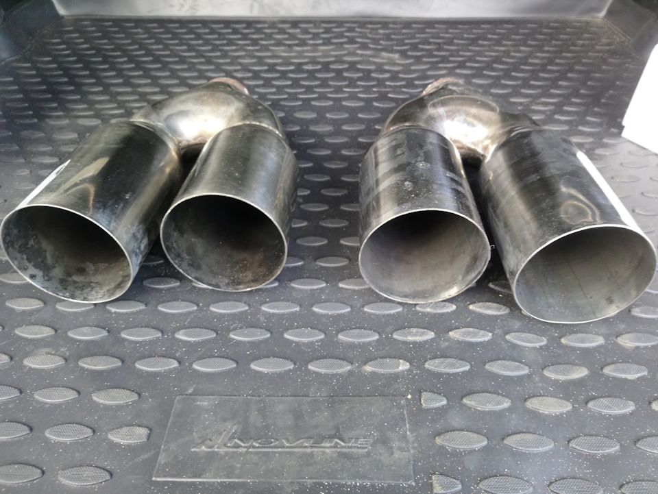 Продам насадки глушителя (продано в Тверь) — KIA Sportage (3G), 2 л ...