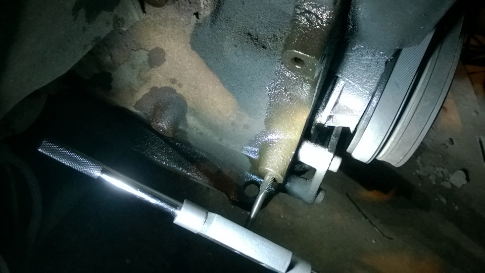 Фото в бортжурнале Audi 100 (C4)