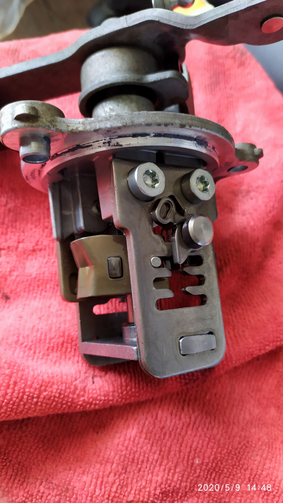 Ручка КПП не возвращается в центральное положение на Гранте Лифтбек ...