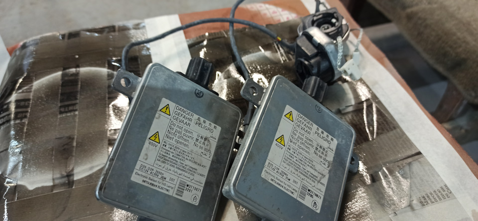 Блоки розжига ксенона на Honda Fit (2G). Б/у | 2 000 ₽ в городе Омск ...