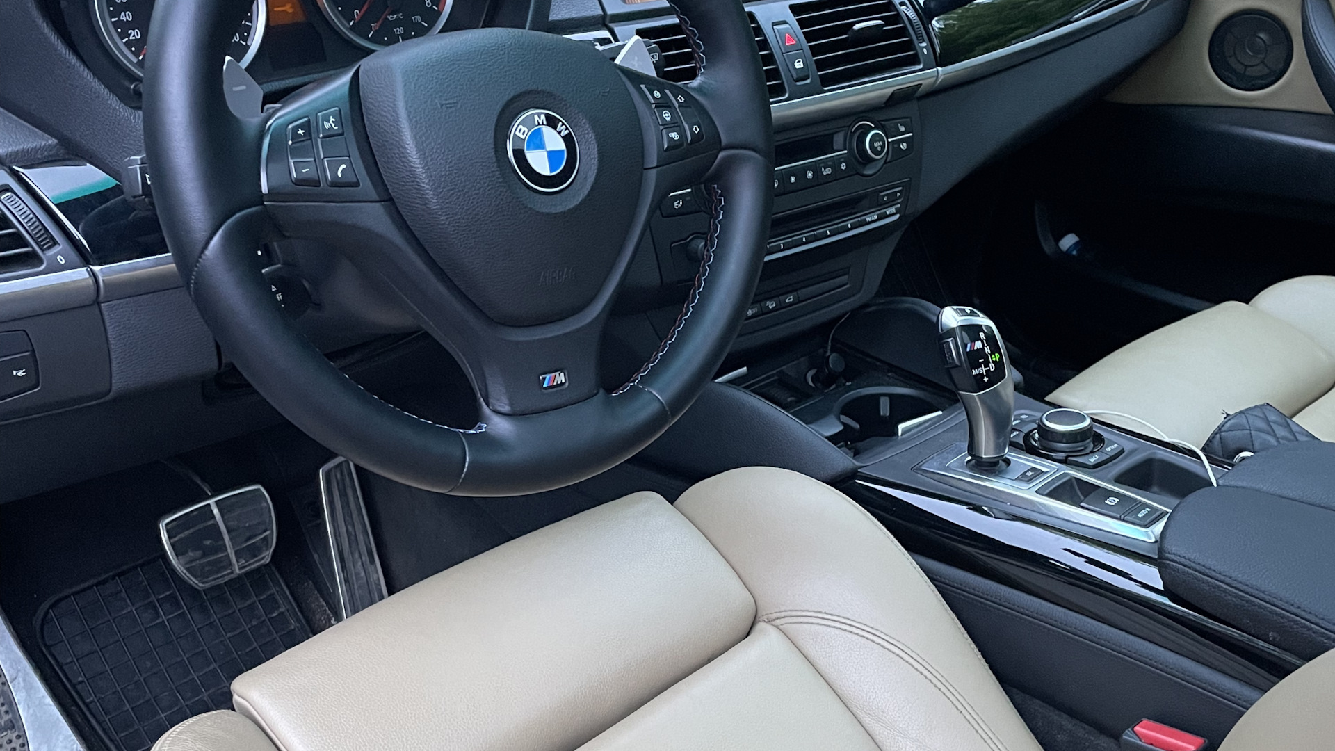 BMW X5 M (E70) 4.4 бензиновый 2009 | Просто Х5М на DRIVE2