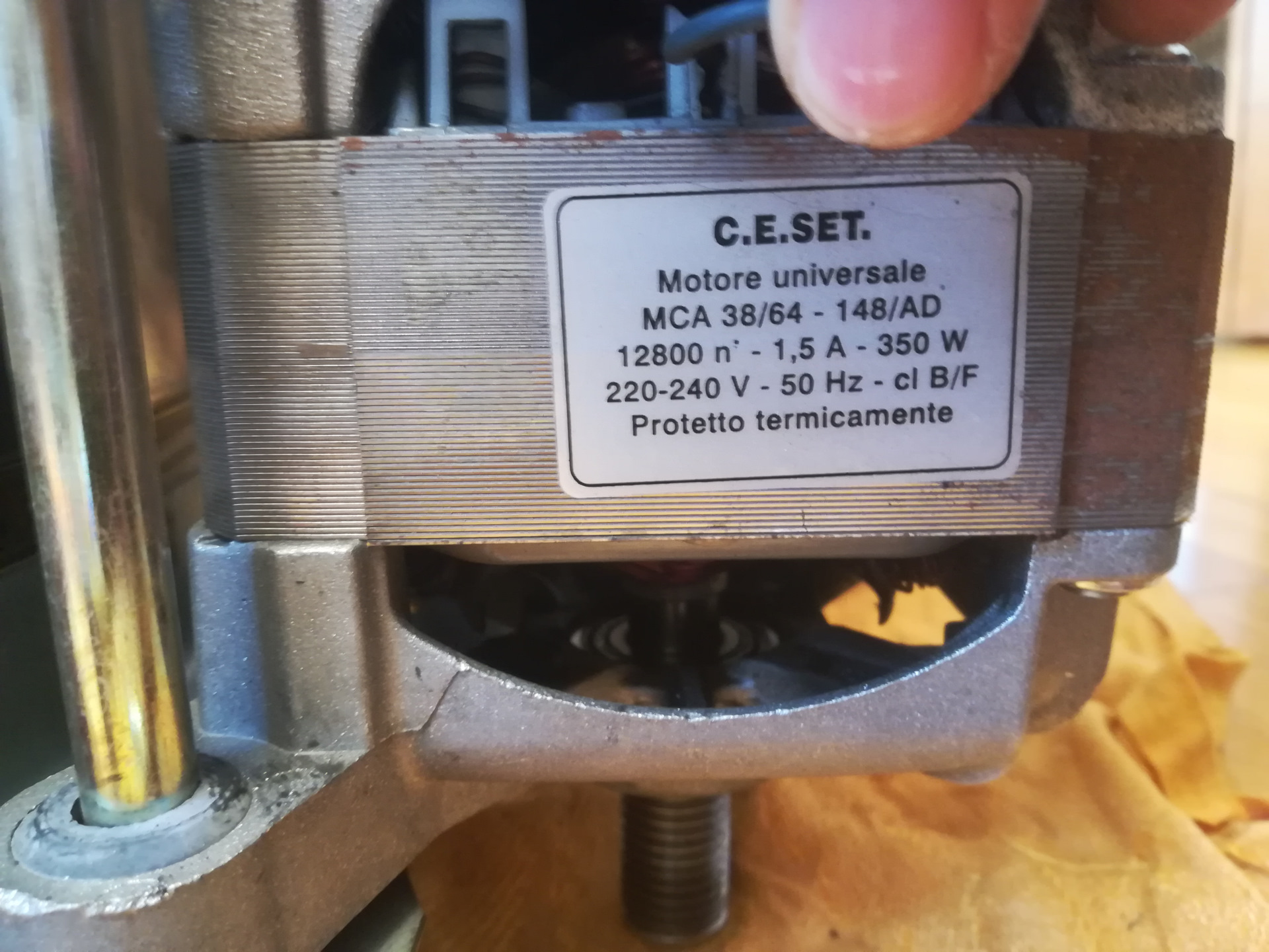 Прошу помощи: где найти номера подшипников на электродвигатель от стиралки - Соо