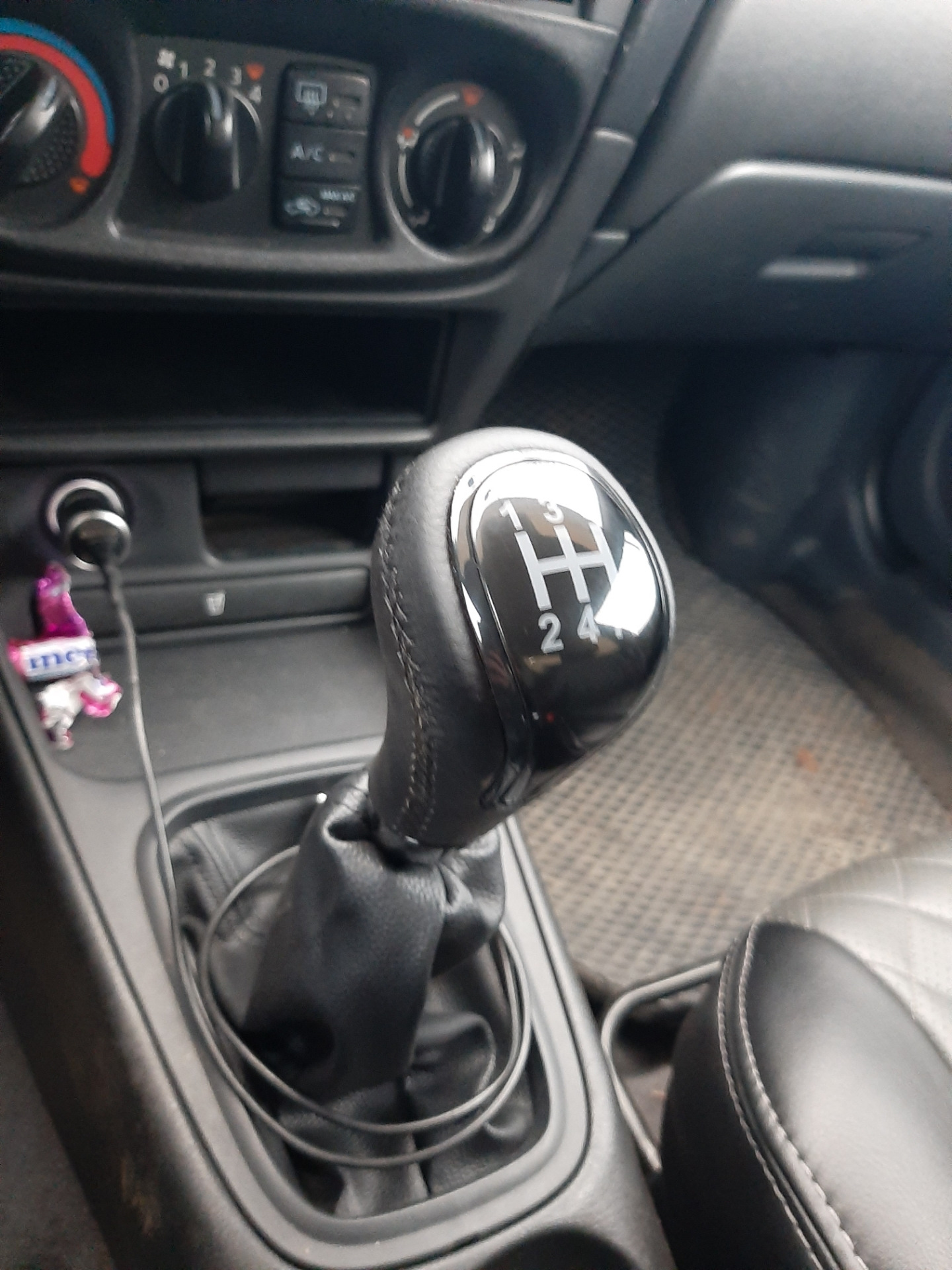 Ручка КПП от ЛАДА ВЕСТА — Nissan Almera II (N16), 1,5 л, 2005 года ...
