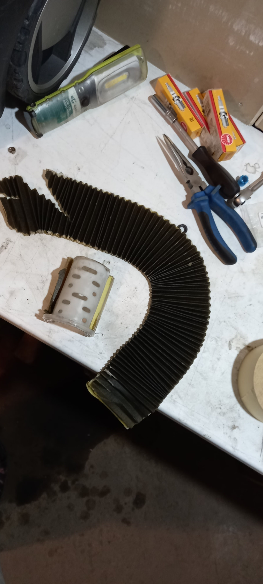 Замена топливного фильтра и сеточки грубой очистки — KIA Ceed (1G), 1,4 ...