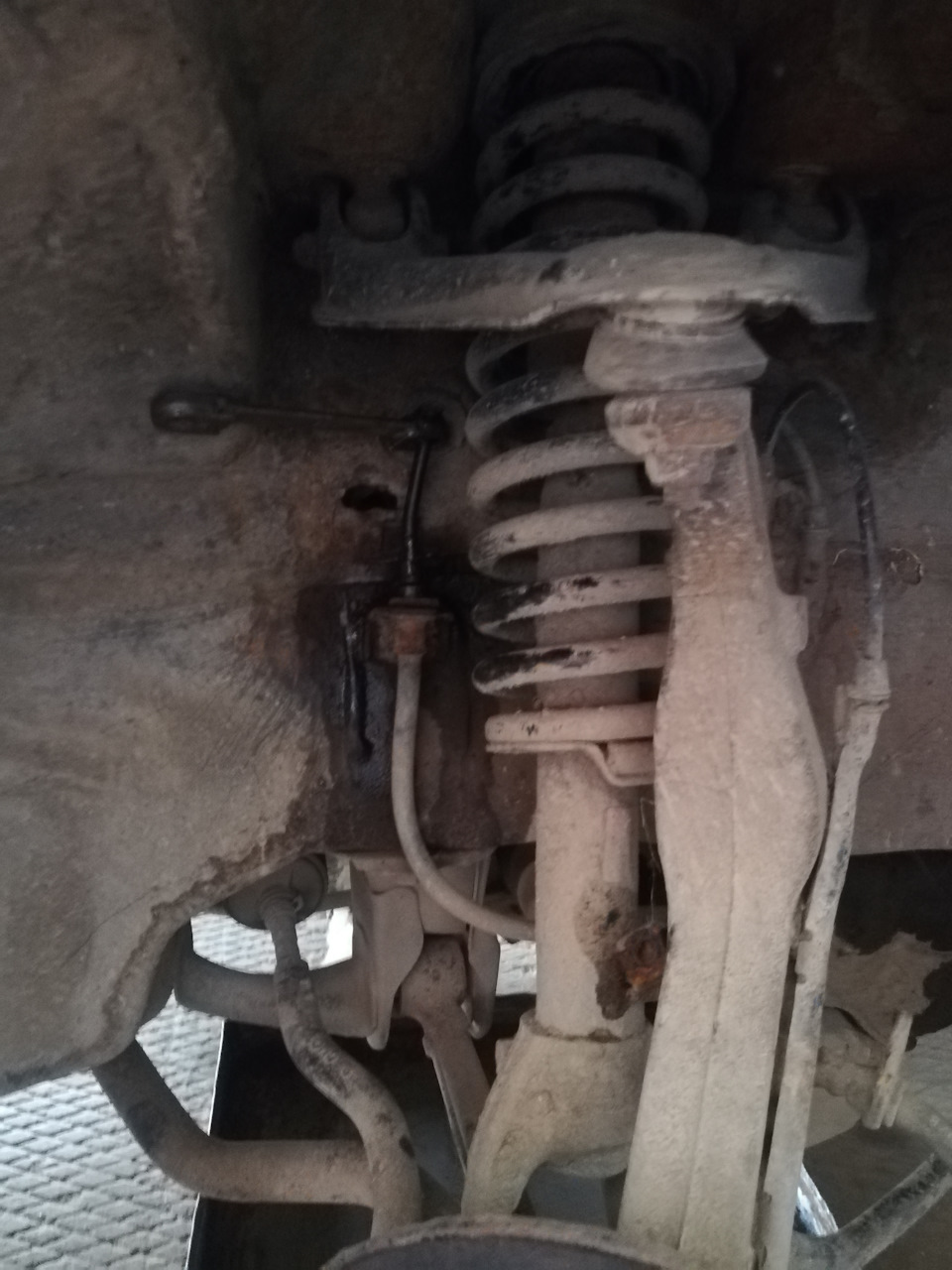 033_Клинит передний суппорт. Виноват шланг. — Honda Shuttle (1G), 2,3 л ...