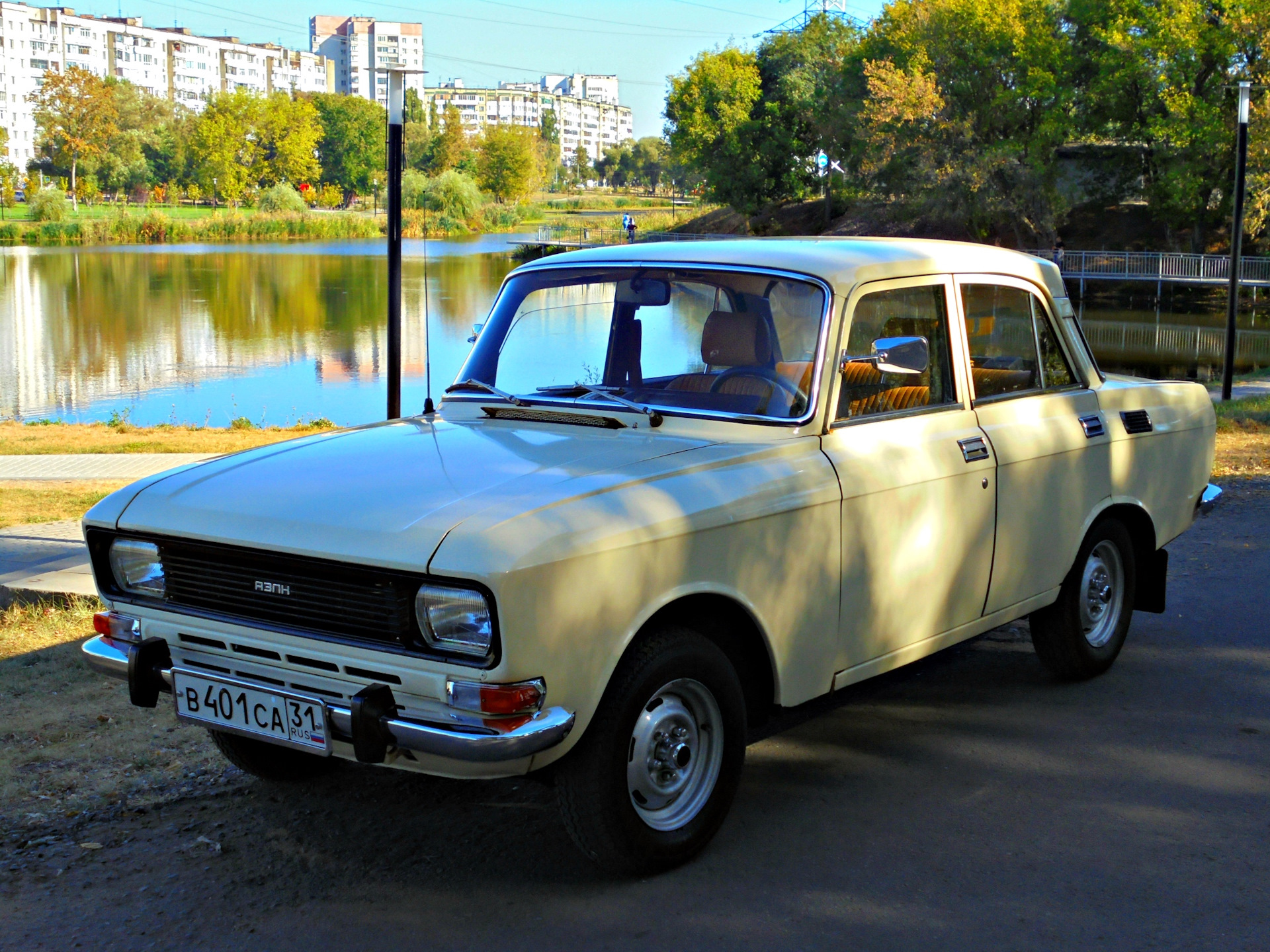 В каком городе производят москвич. Москвич 2140. Москвич 2140 AZLK. Москвич 2140 СССР. Новый Москвич 2140.