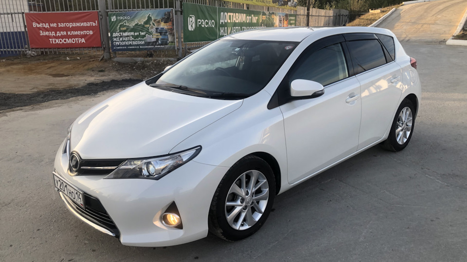 Свист под капотом, свист да не тот — Toyota Auris (2G), 1,8 л, 2014 ...