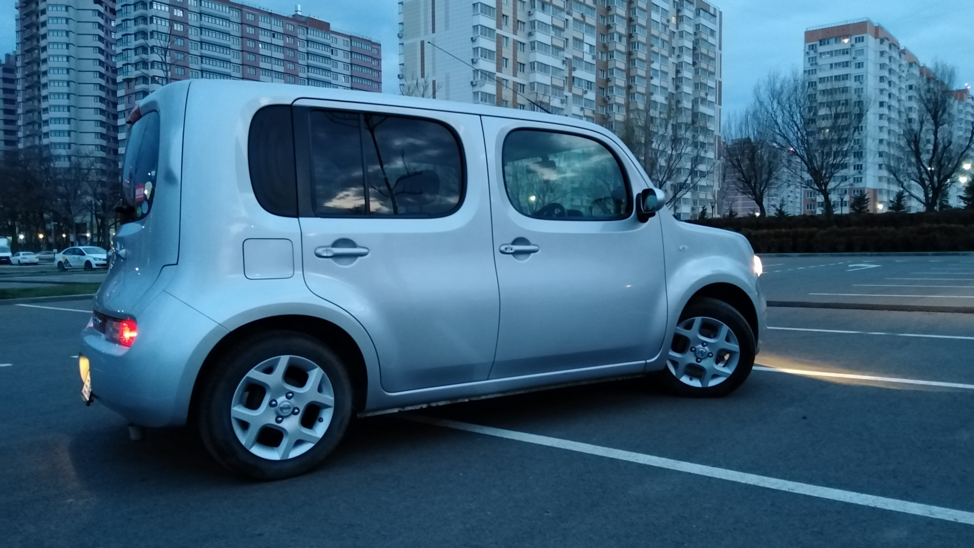 Nissan Cube III 1.5 бензиновый 2018 | 