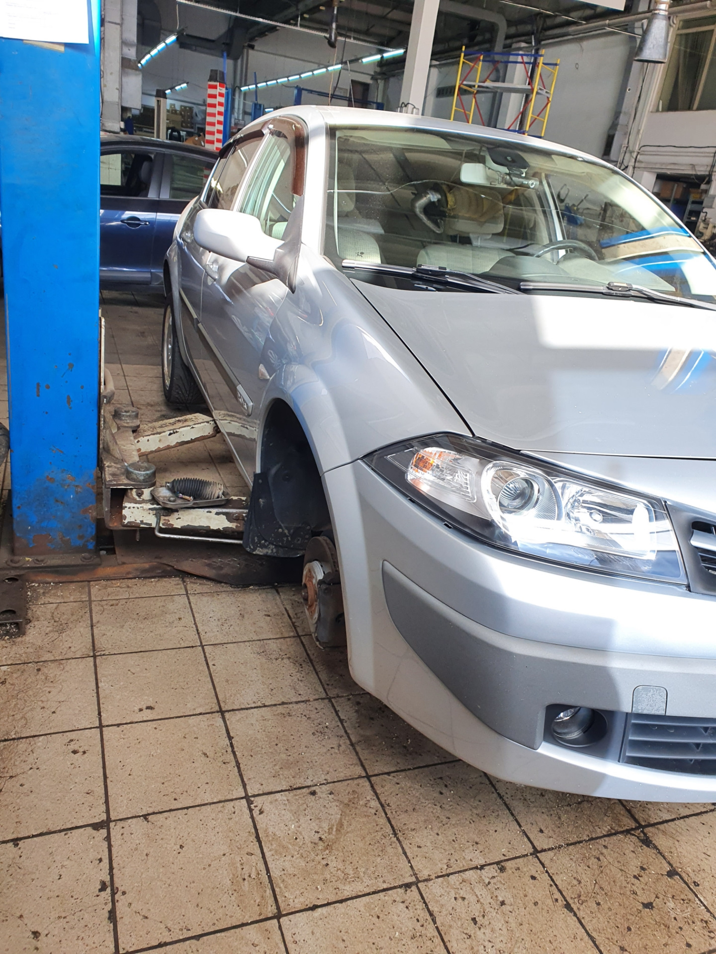 12.09.21г. Борьба со стуком на лежачках — Renault Megane II, 2 л, 2006 ...