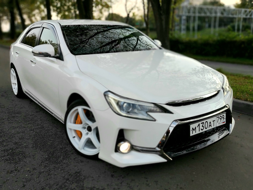 Toyota mark x фото