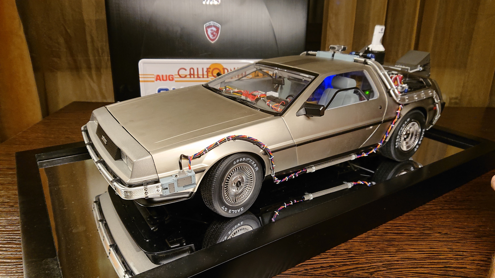 Купить Машину Delorean Dmc 12