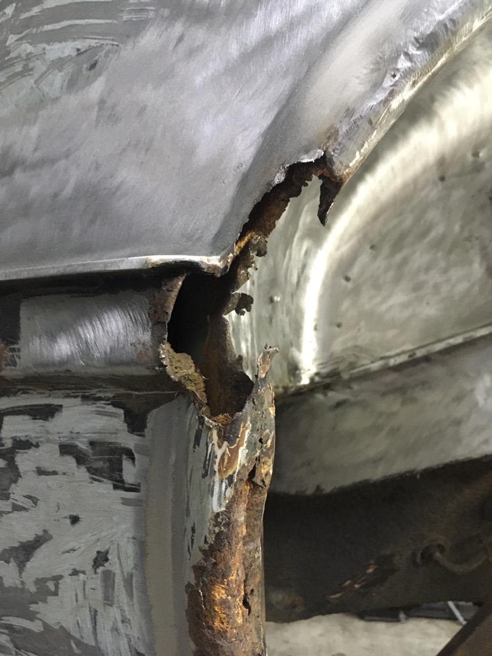 Кузовные работы — кромка задней правой колёсной арки — Jaguar XJS, 5,3 ...