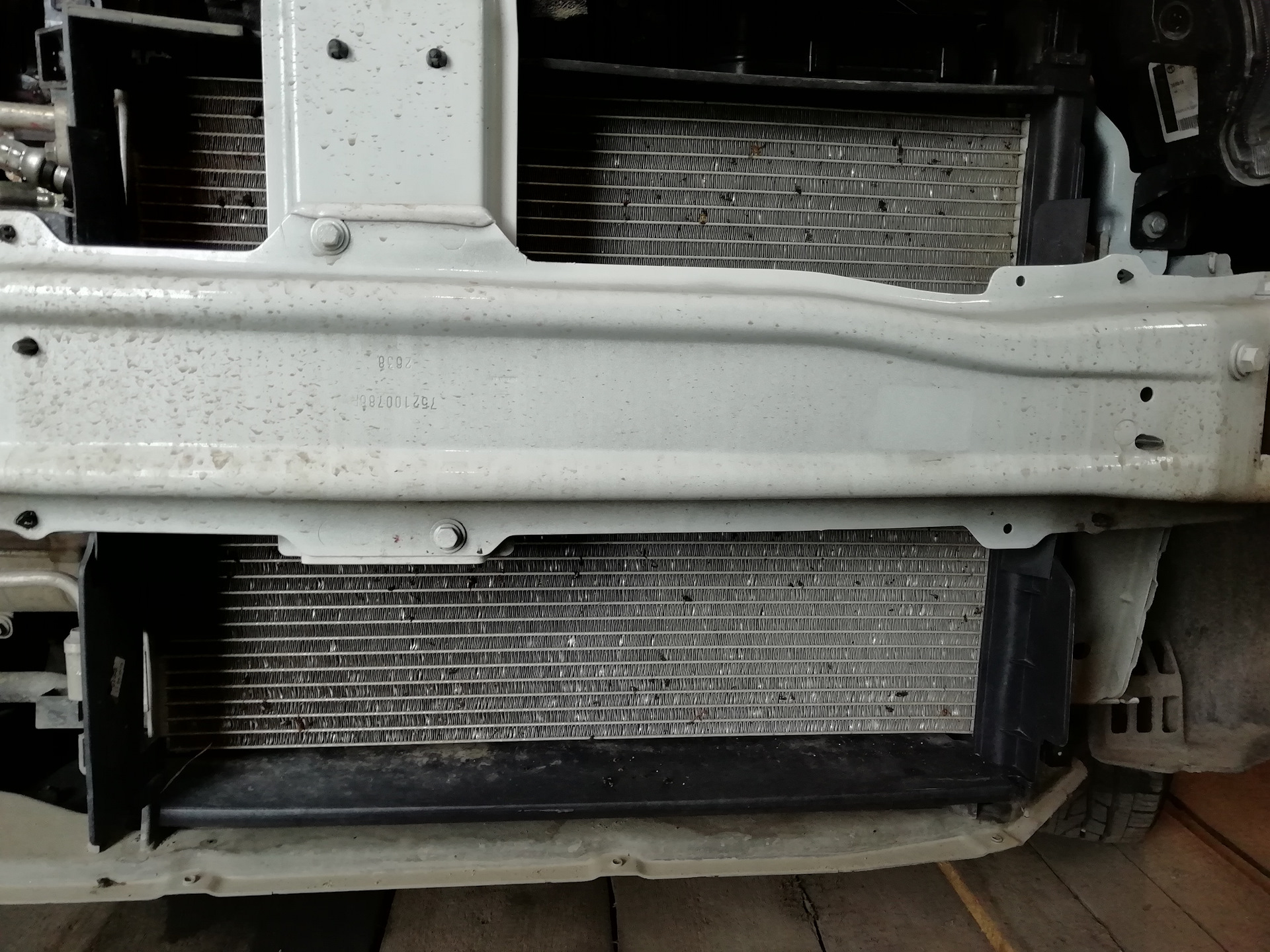 Радиатор хрей. Радиатор машины. Радиатор хрей. Радиатор хрей. Радиатор хрей.