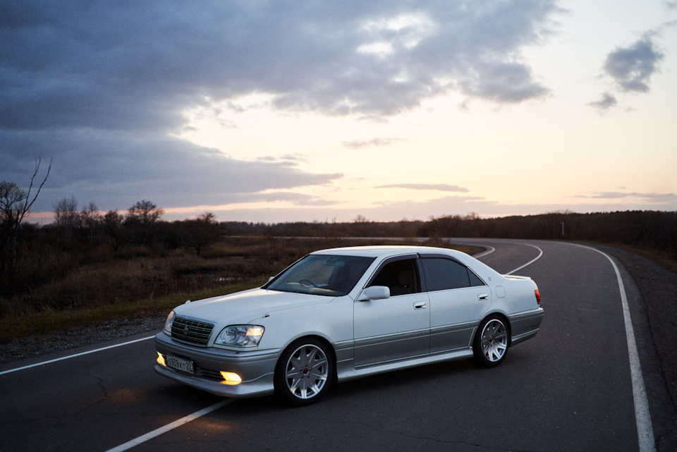 toyota crown s 170