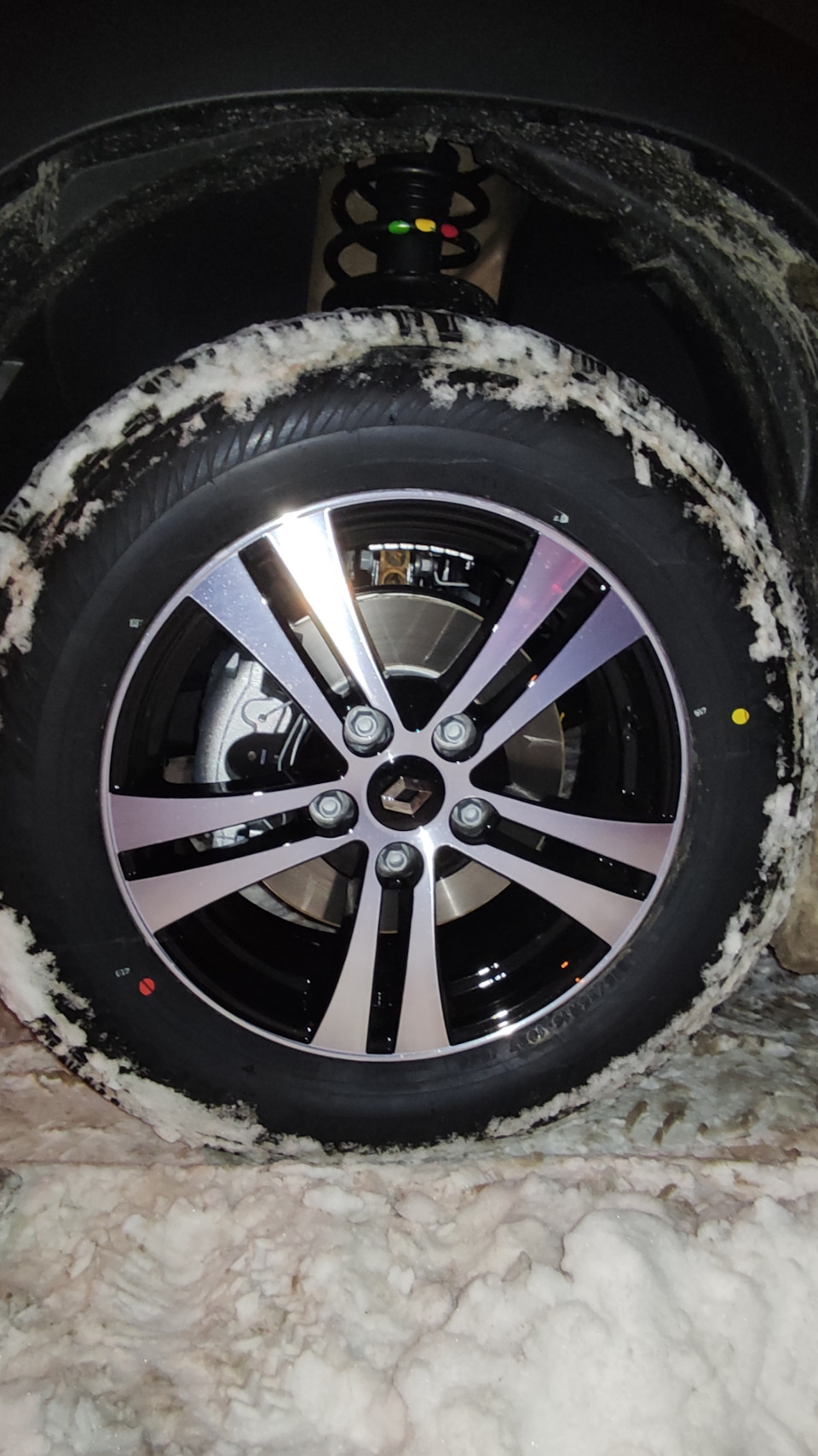 Калибровка датчика давления шин — Renault Duster (2G), 1,6 л, 2022 года ...